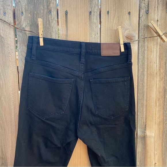 Madewell 10 inch high riser distressed raw hem ripped black skinny jeans size 26 - Picture 7 of 15